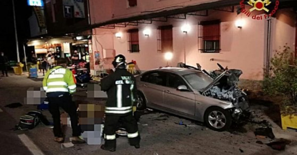 Bologna Incidente 2 Persone Ferite E 4 Vittime Anche Una Bimba