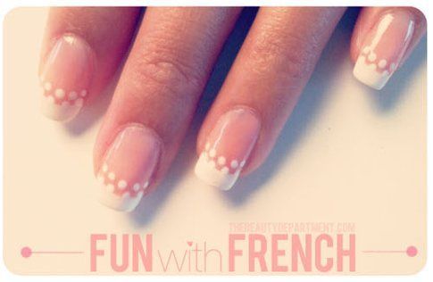 Nail art passo passo: french + decorazioni