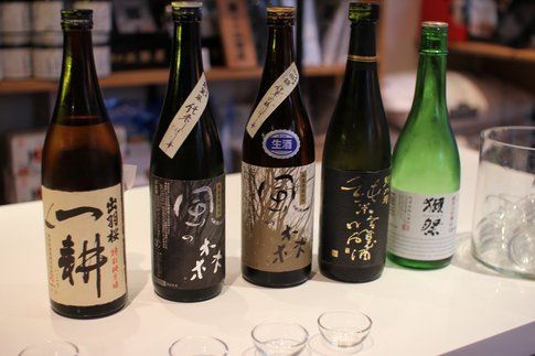 diverse tipologie di sake (foto da www.laviadelsake.it)