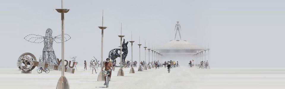 Burning Man 2013: immagini da un festival visionario