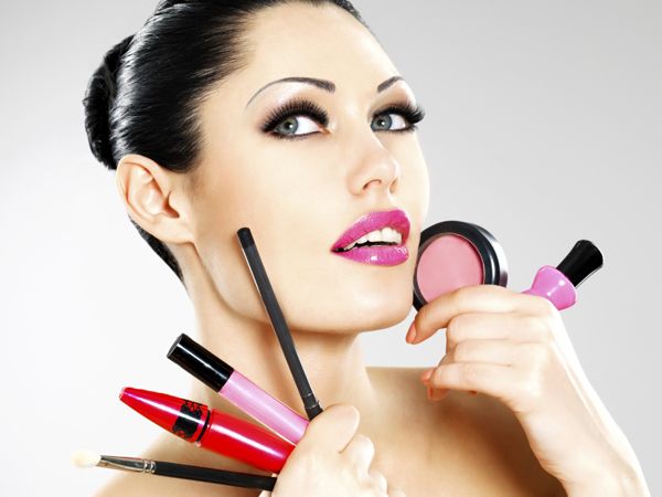 10 trucchi per migliorare… il trucco