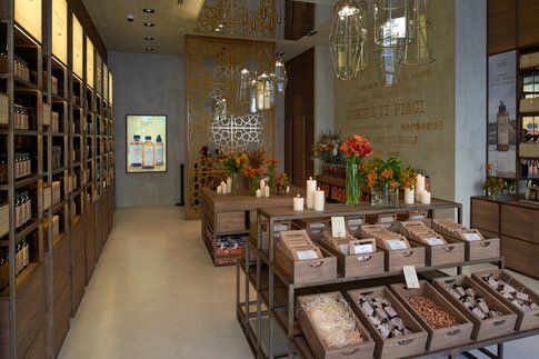 Nashi Argan Concept Store in via Dante a Milano