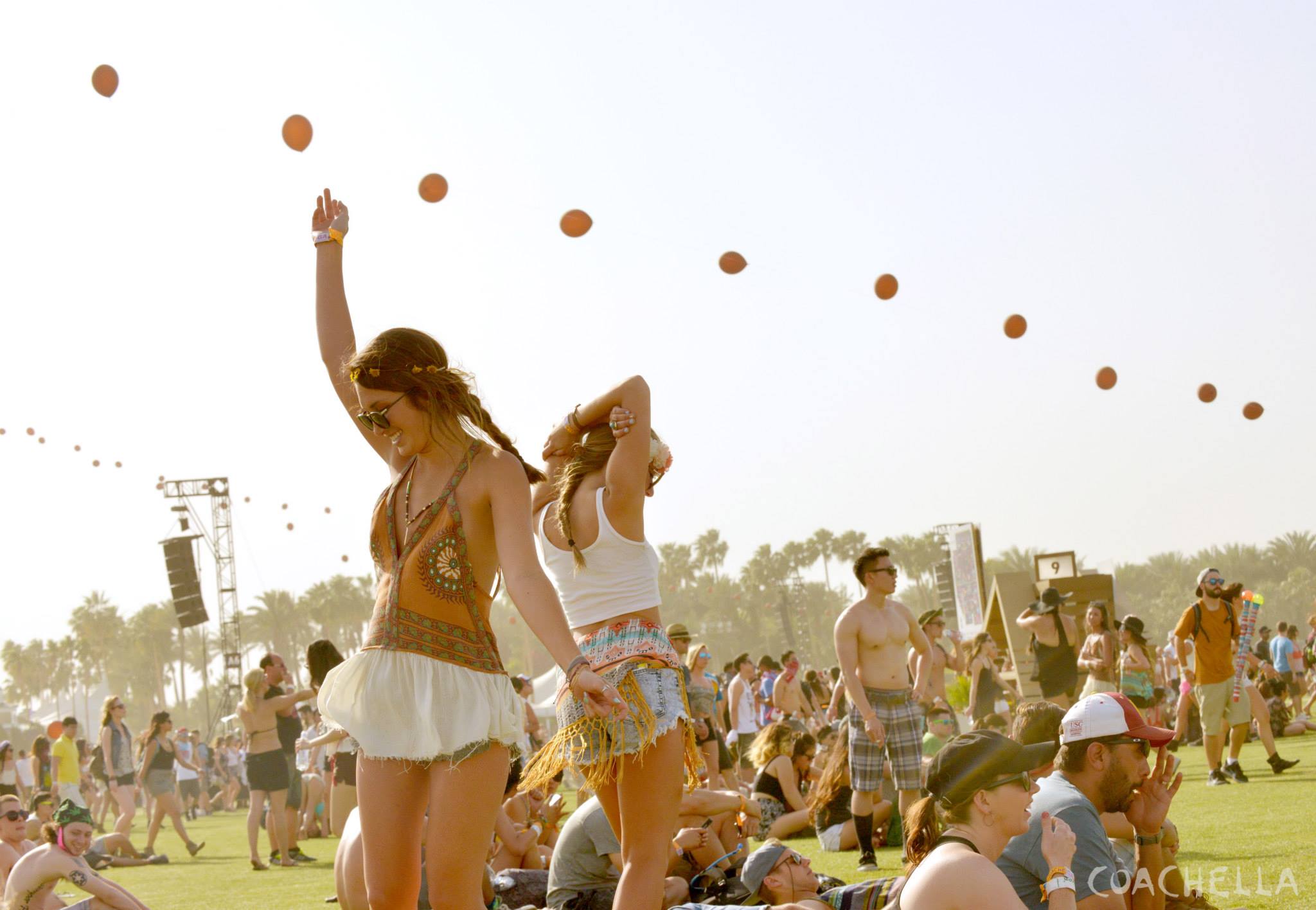 Coachella 2015: vietati i selfie sticks e il narcisismo