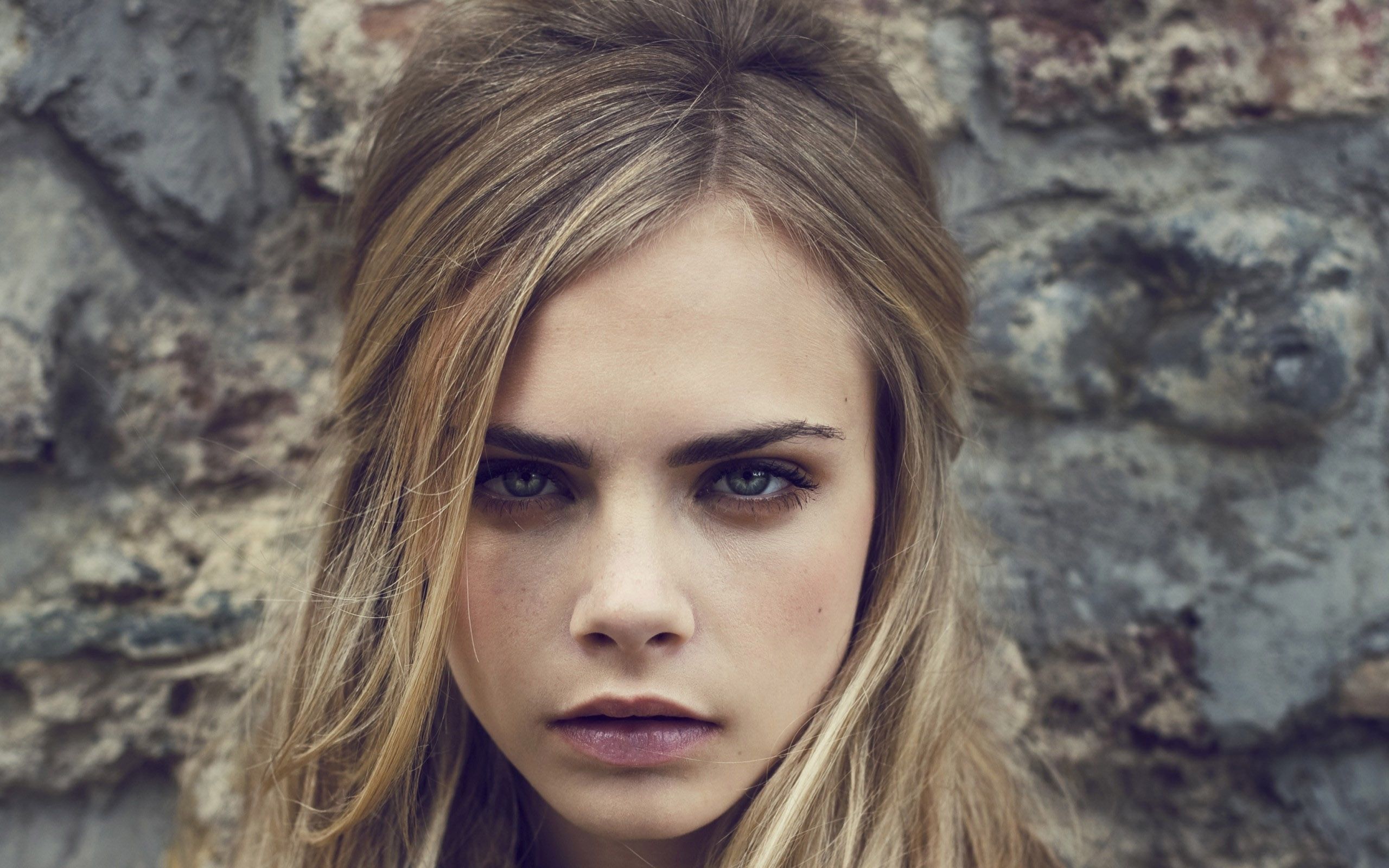 Copia il look: Cara Delevingne