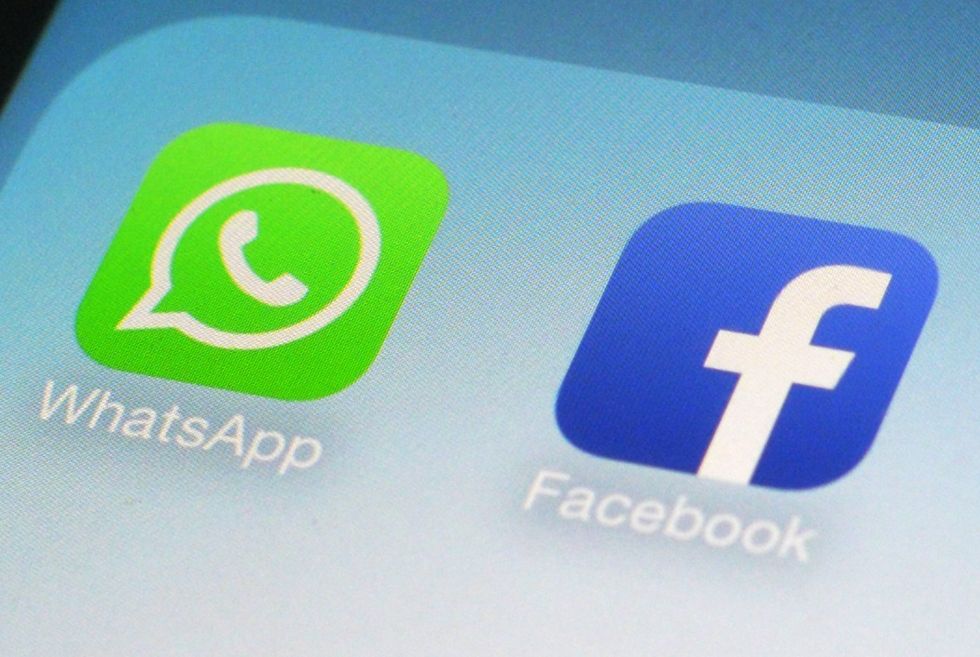 Facebook si integra con Whatsapp, Twitter lancia i Commenti su Retweet