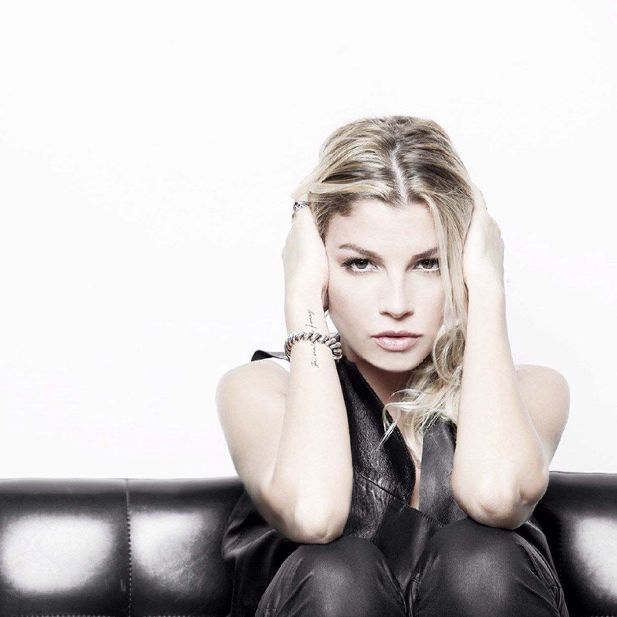 Emma Marrone si scaglia contro chi le ha dato della fascista