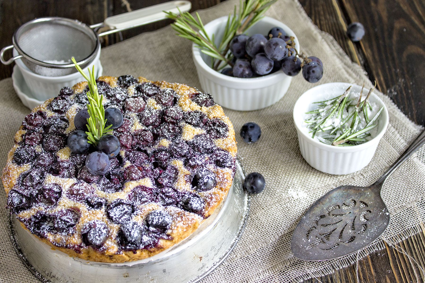 La ricetta della torta all’uva fragola