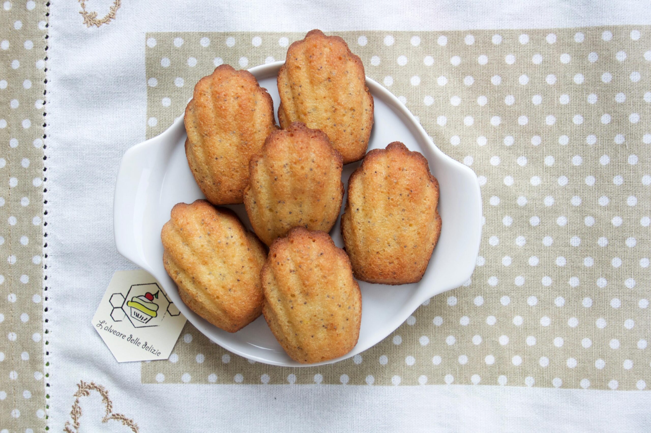 La ricetta originale delle Petite Madeleine