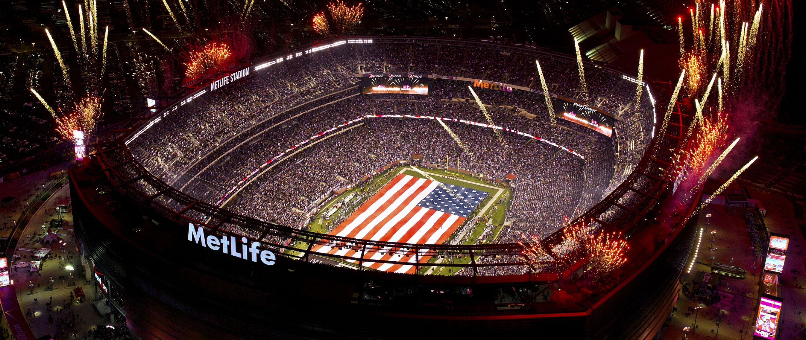 Super Bowl 2016: i 10 Halftime Show e gli outfit  più spettacolari di sempre