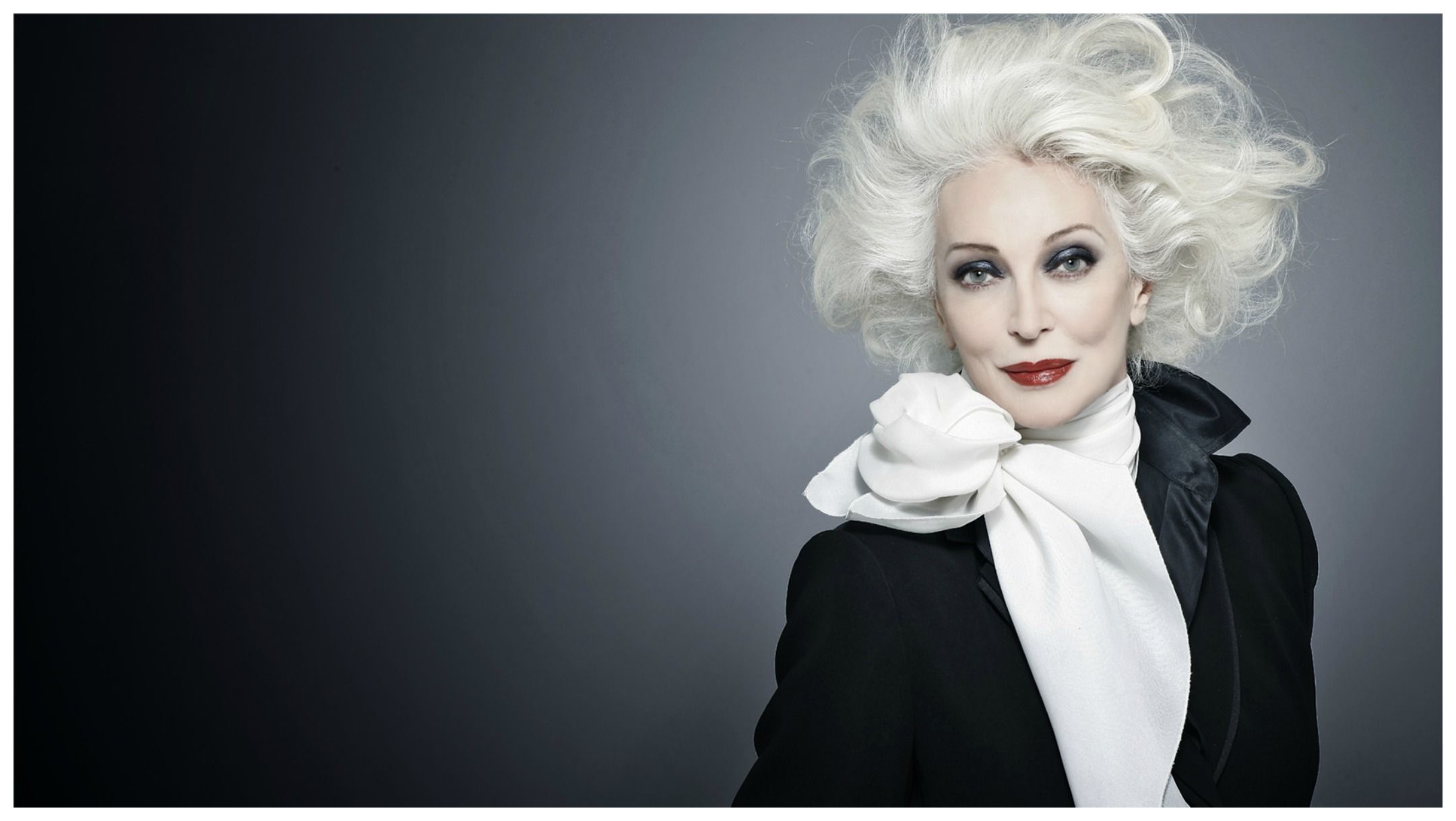 Carmen dell’Orefice: 80 anni e sfila ancora