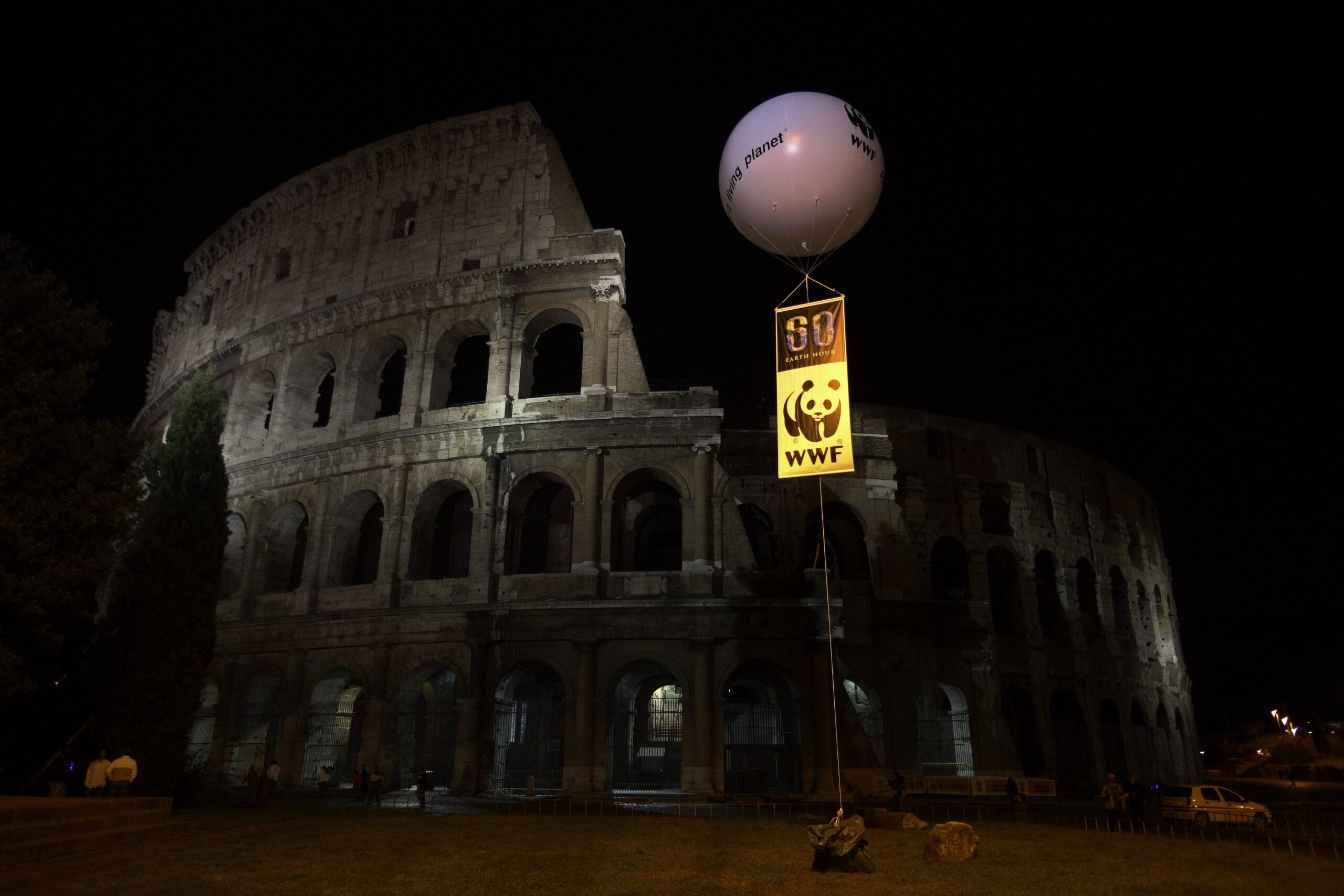 Oggi alle 20.30 spegnete tutte le luci per un’ora intera