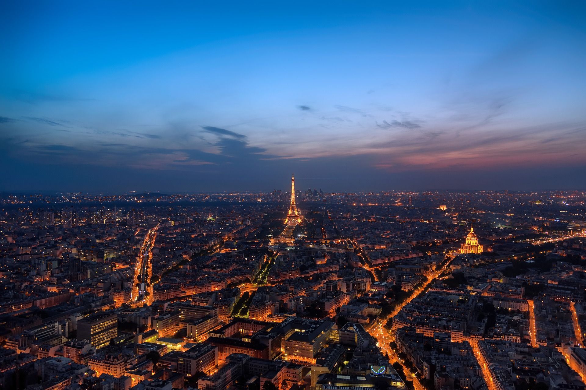 Parigi di notte: 10 cose incredibili per un romantico weekend