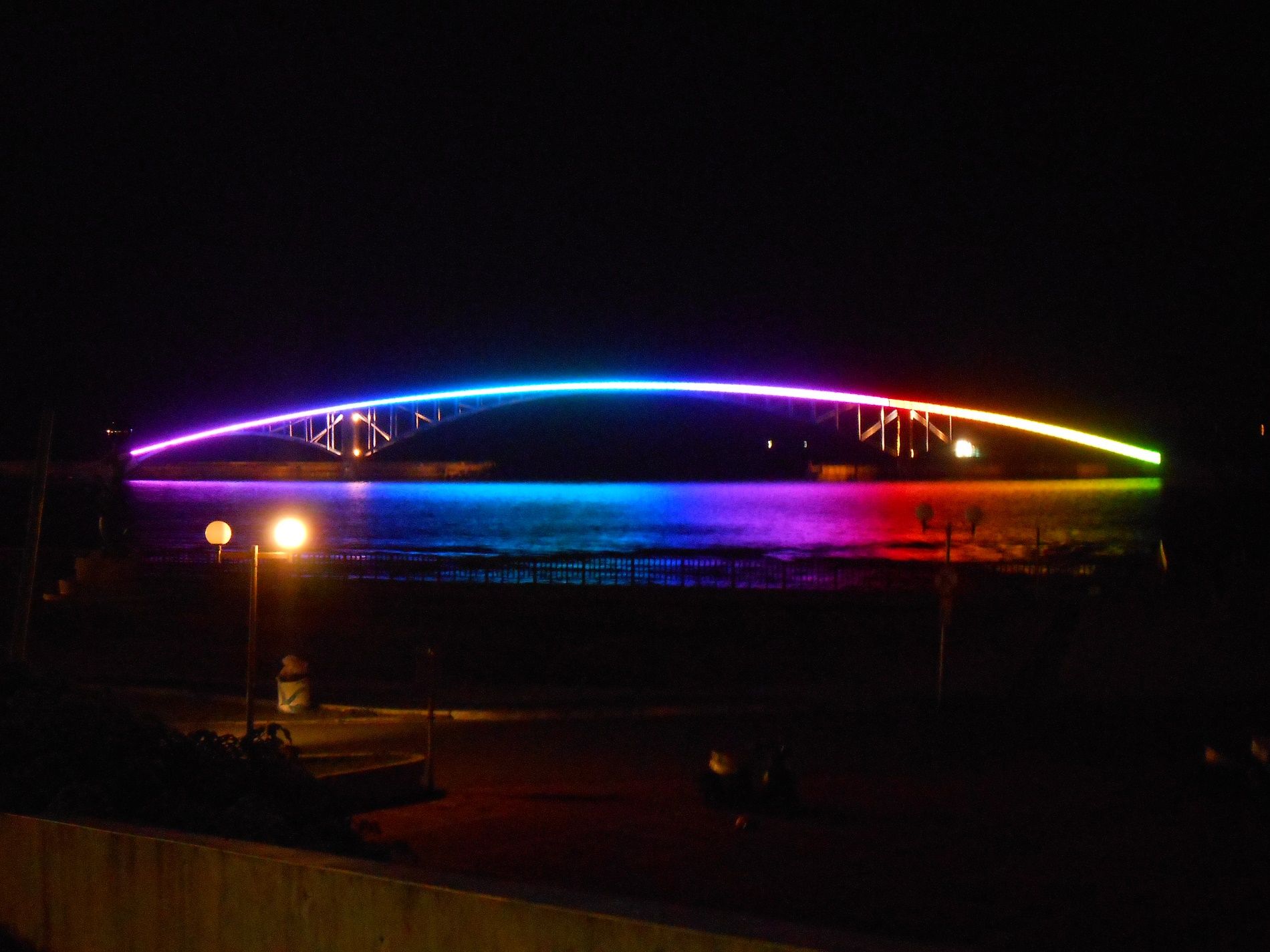 A Taiwan la meraviglia del Ponte Arcobaleno