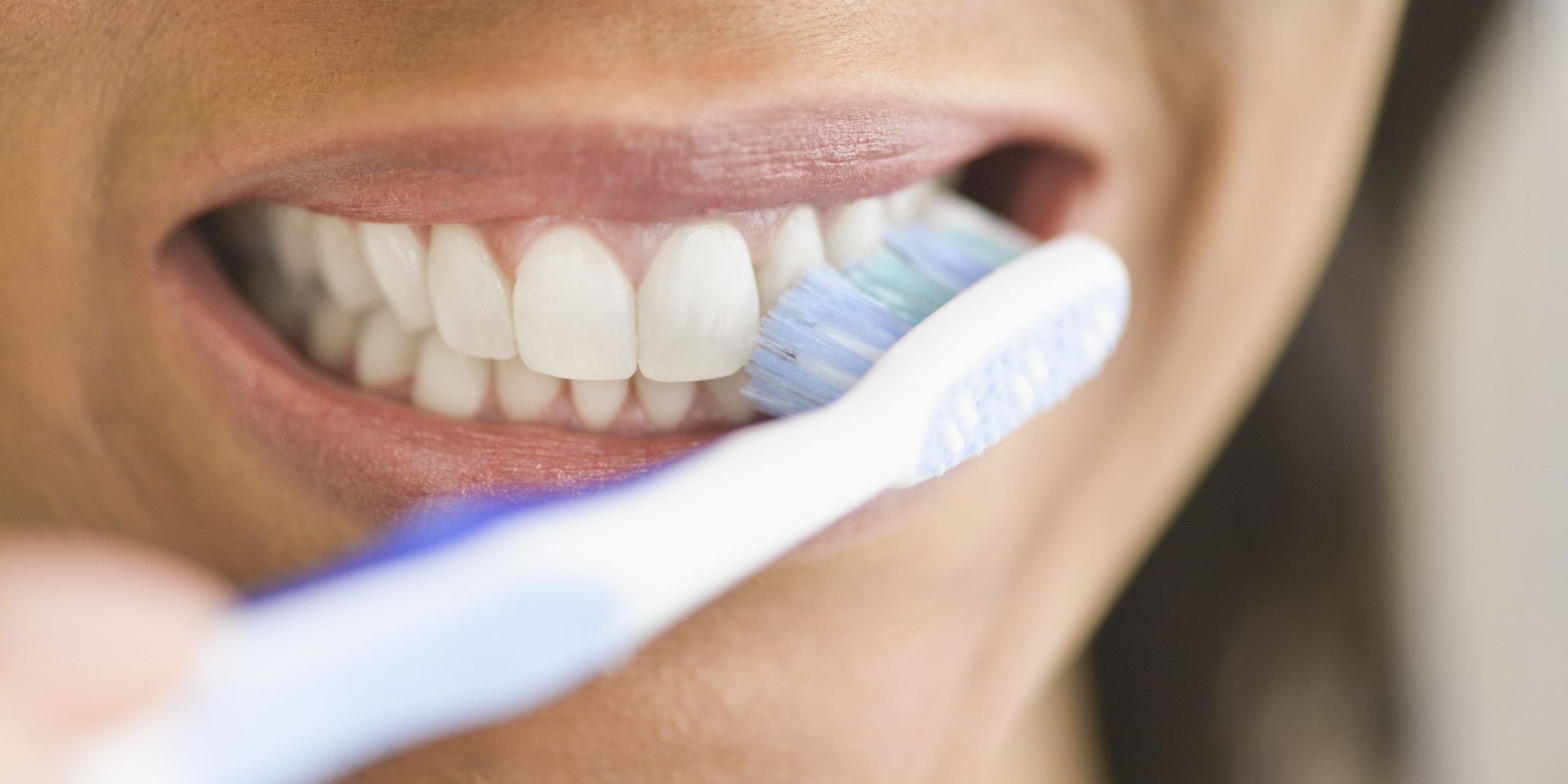 Cura dei denti, manuale del sorriso perfetto