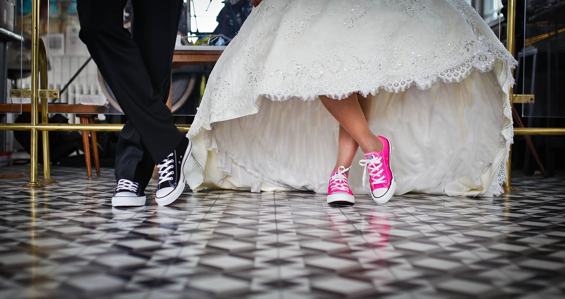 Le regole d’oro per scegliere il look giusto per partecipare a un matrimonio