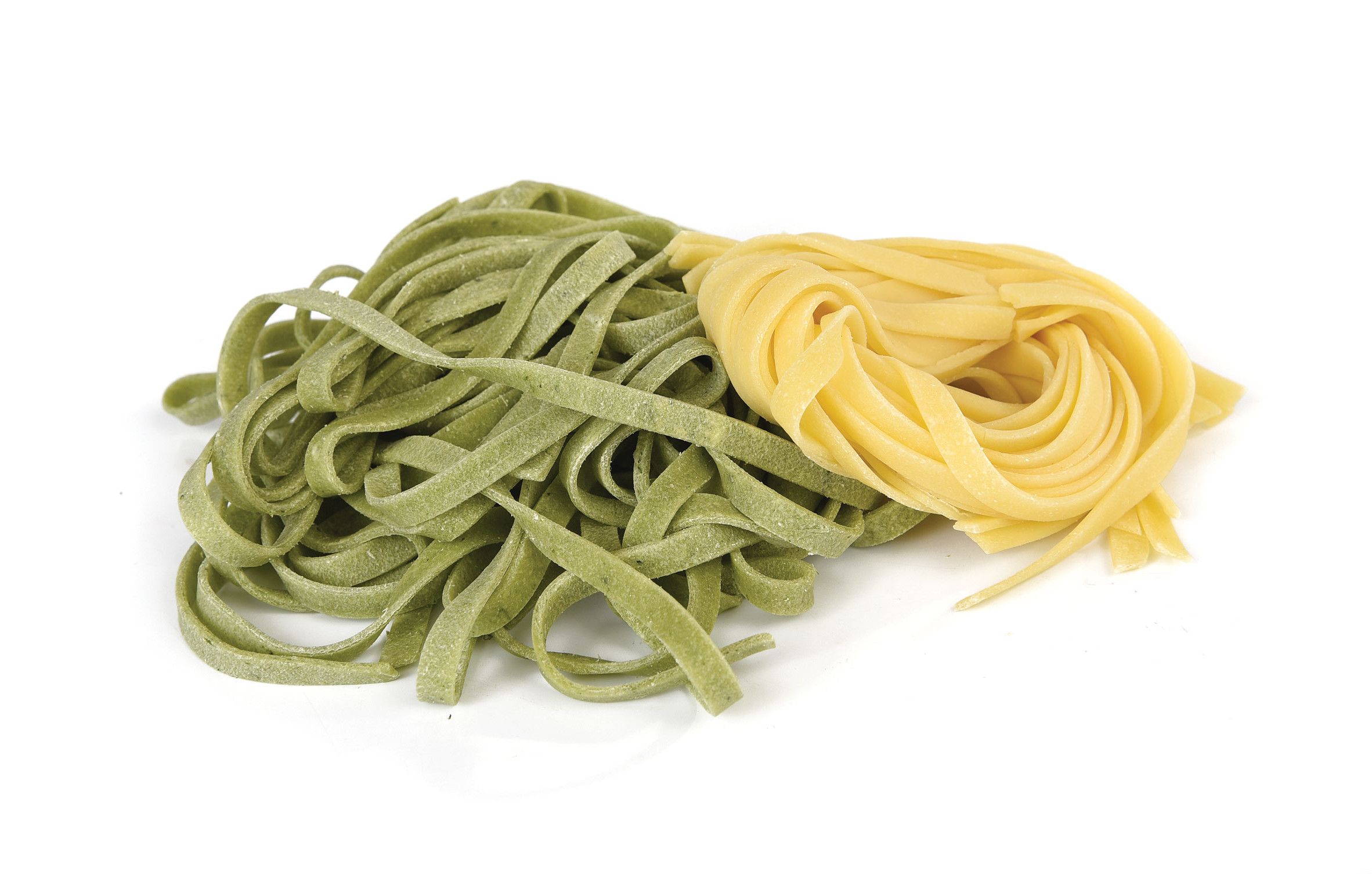 Come preparare la pasta fresca paglia e fieno