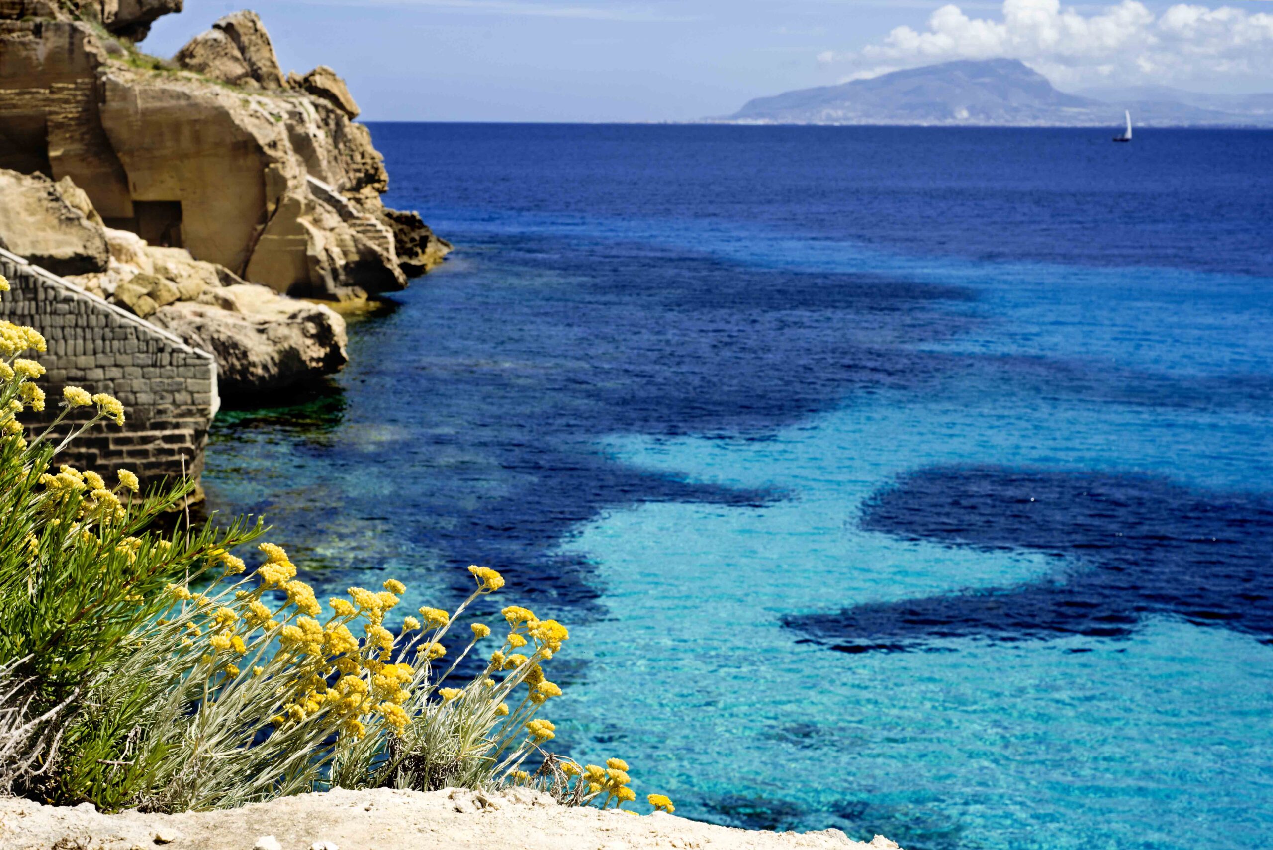 Favignana: miniguida alla vacanza fai da te