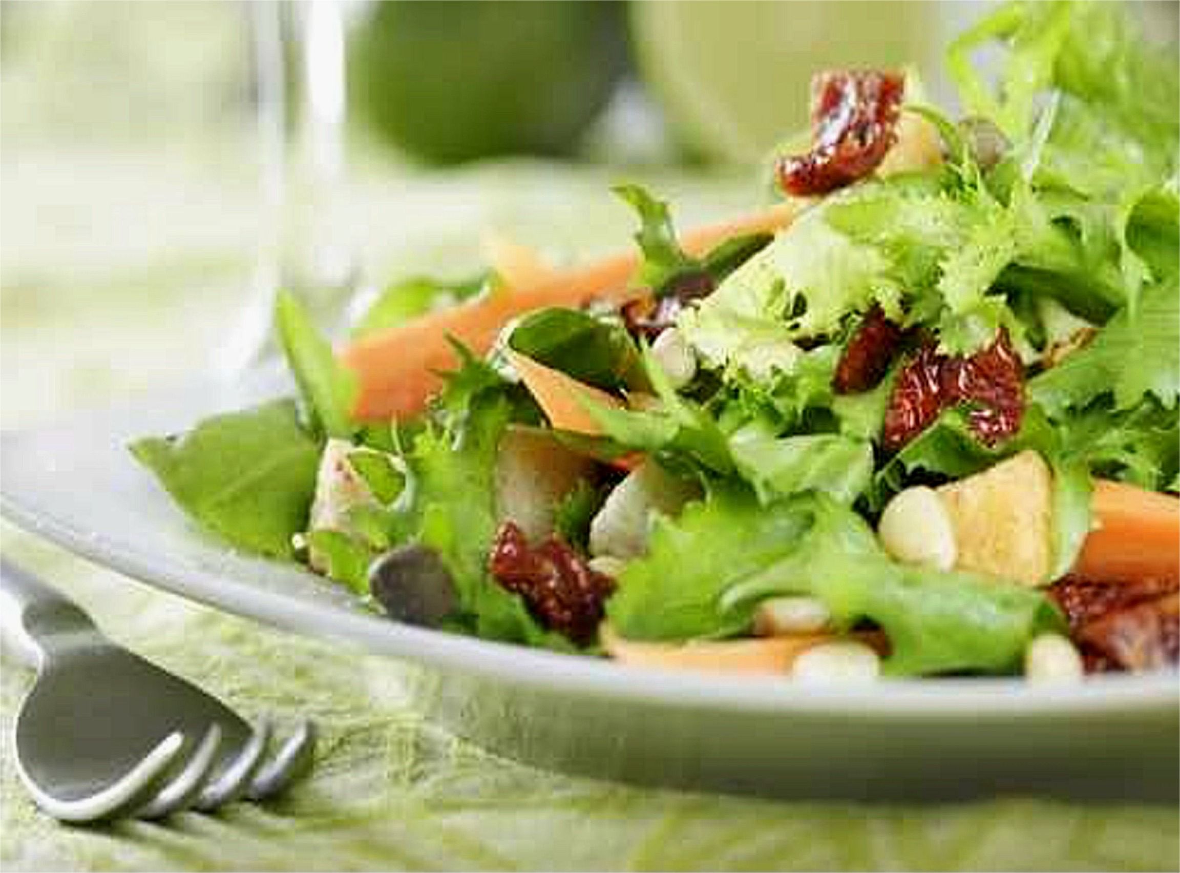 Quante calorie contiene un’insalatona?