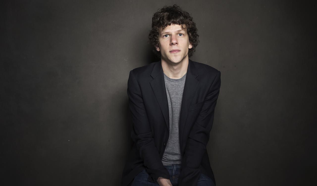 Il fascino nerd e malinconico di Jesse Eisenberg