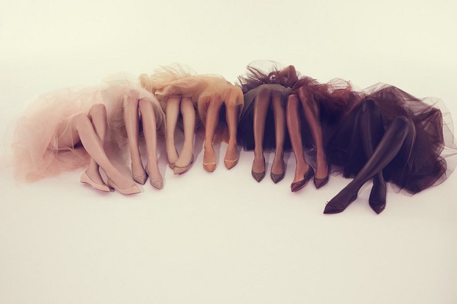 La nude collection di Christian Louboutin si fa flat?