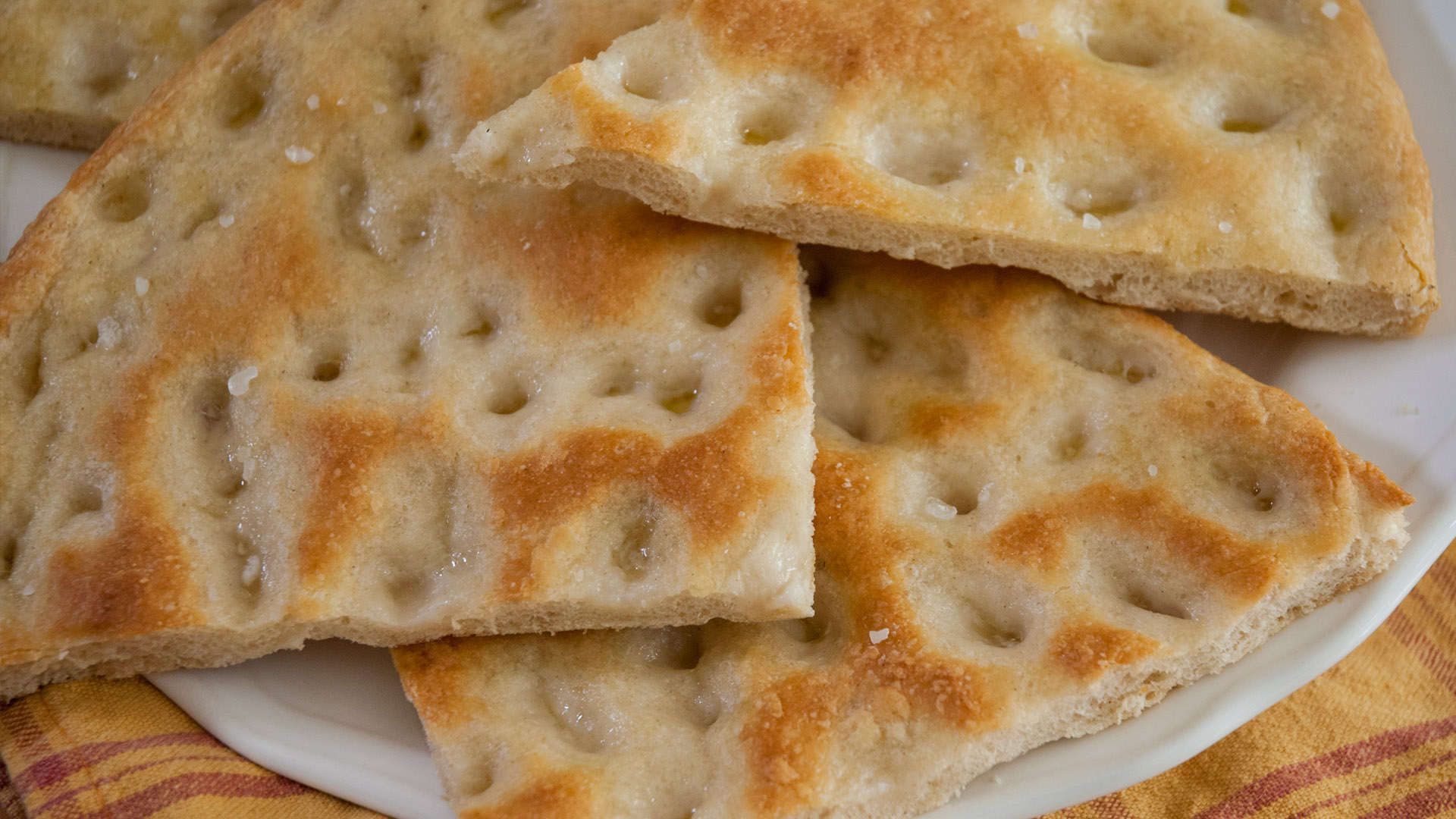 Come si prepara una perfetta focaccia bianca