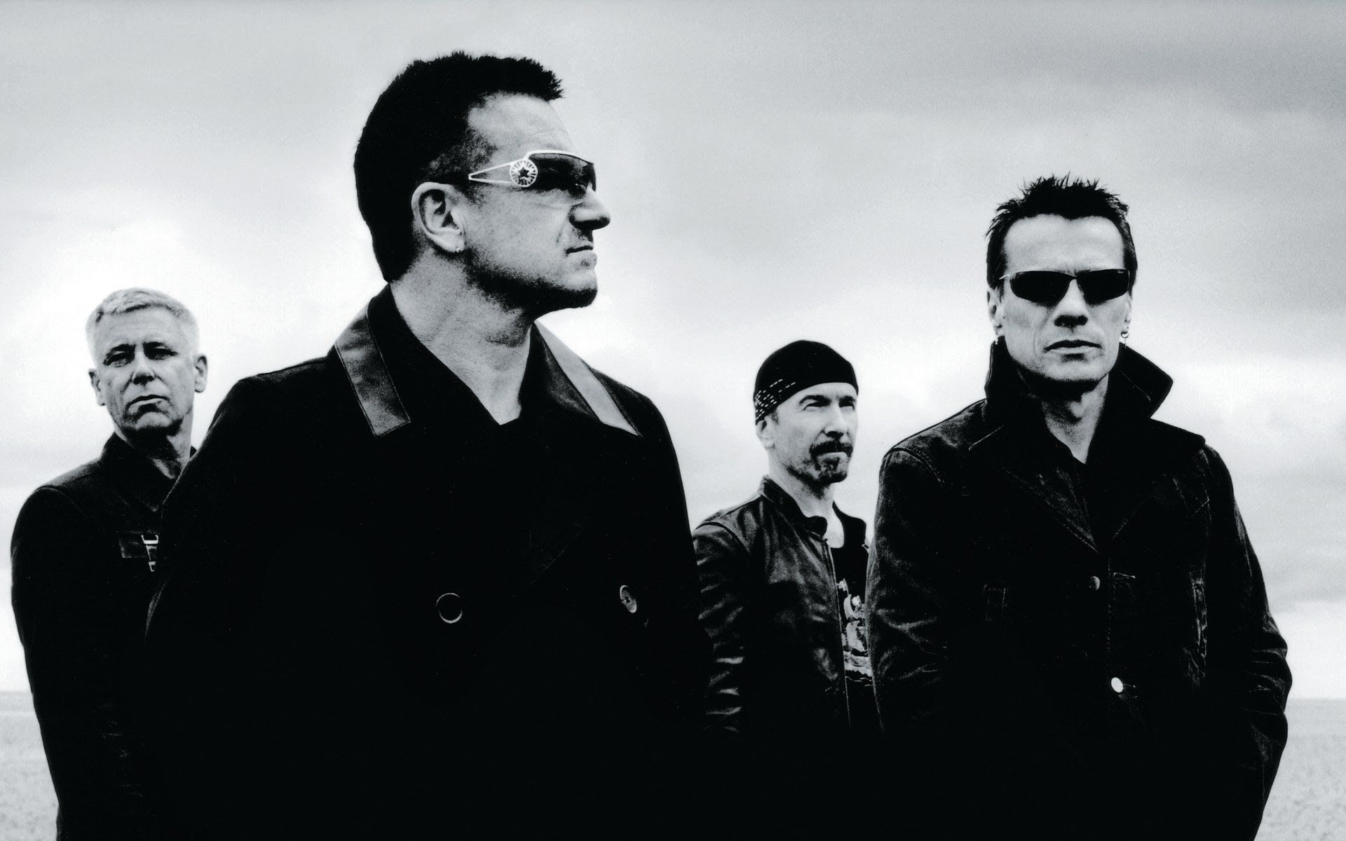 U 2 3 d. Группа u2. Группа ю2 Боно. U2 в молодости. U2 1982.