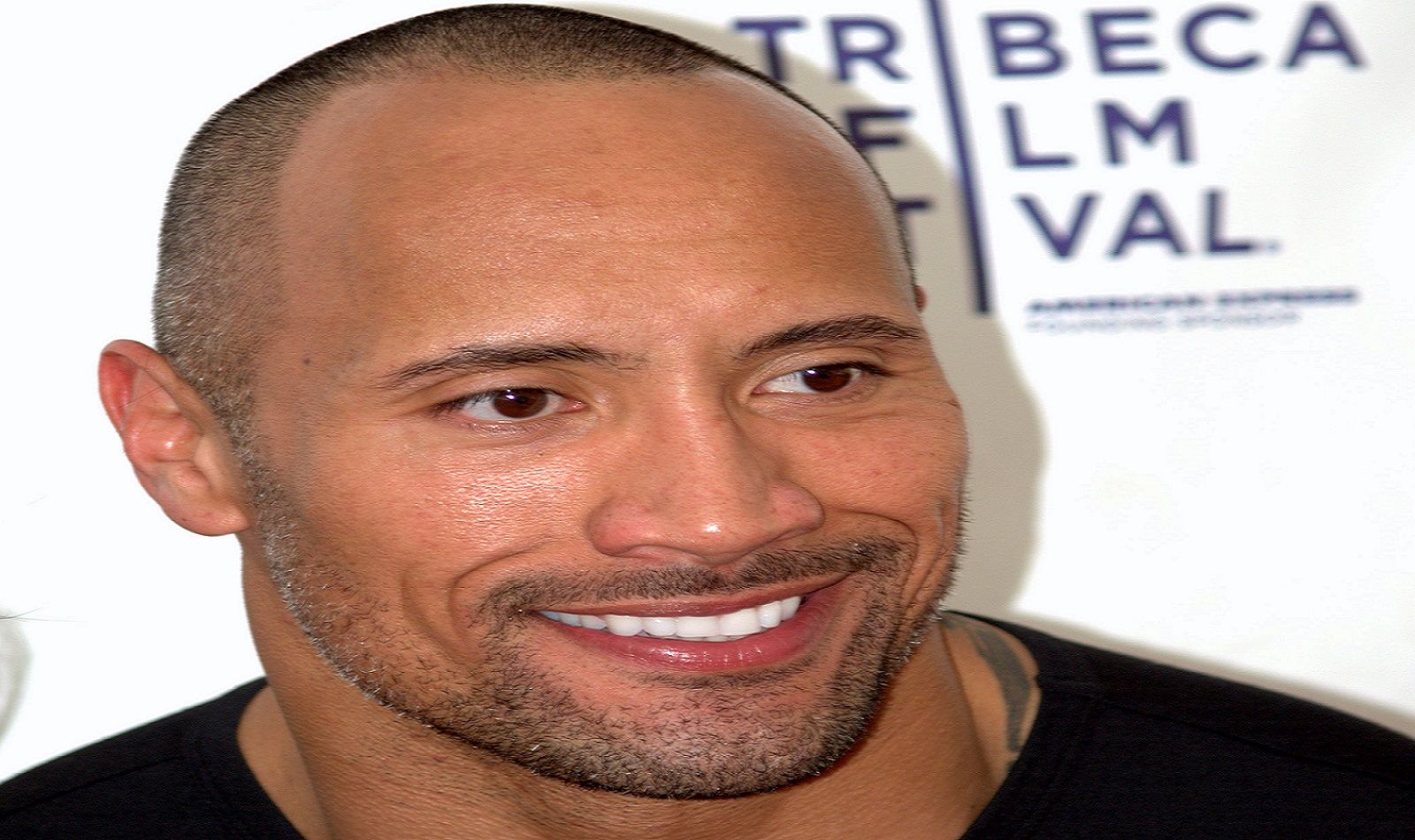 Chi è Dwayne “The Rock” Johnson, il Sexiest Man Alive 2016