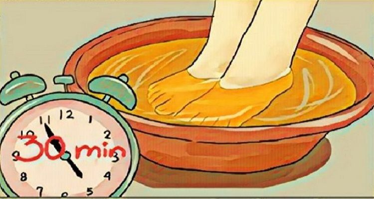 L’aceto, un ingrediente che sgonfia i piedi