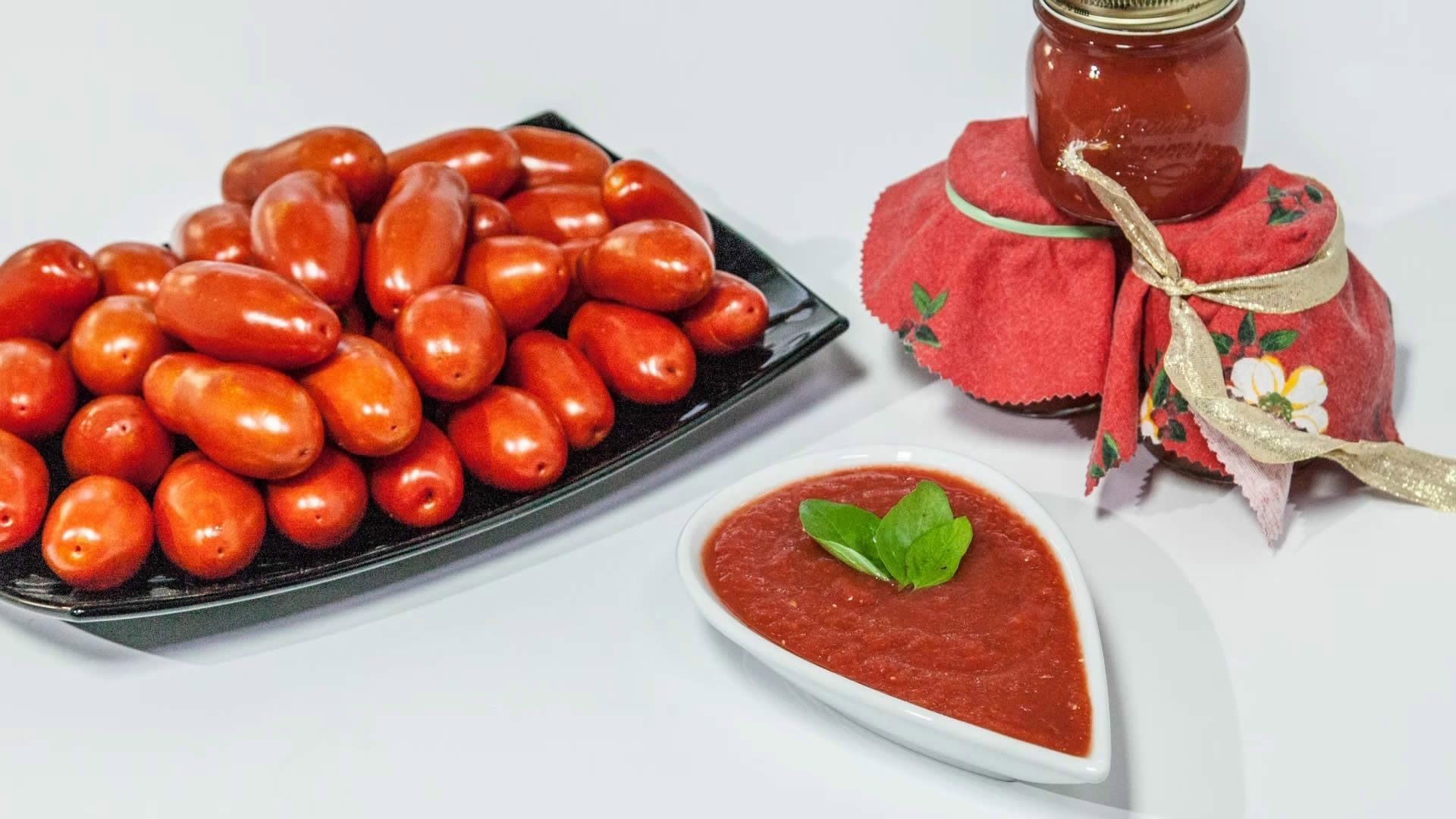 In questa passata di pomodoro non ci sono tracce di arsenico: è una bufala