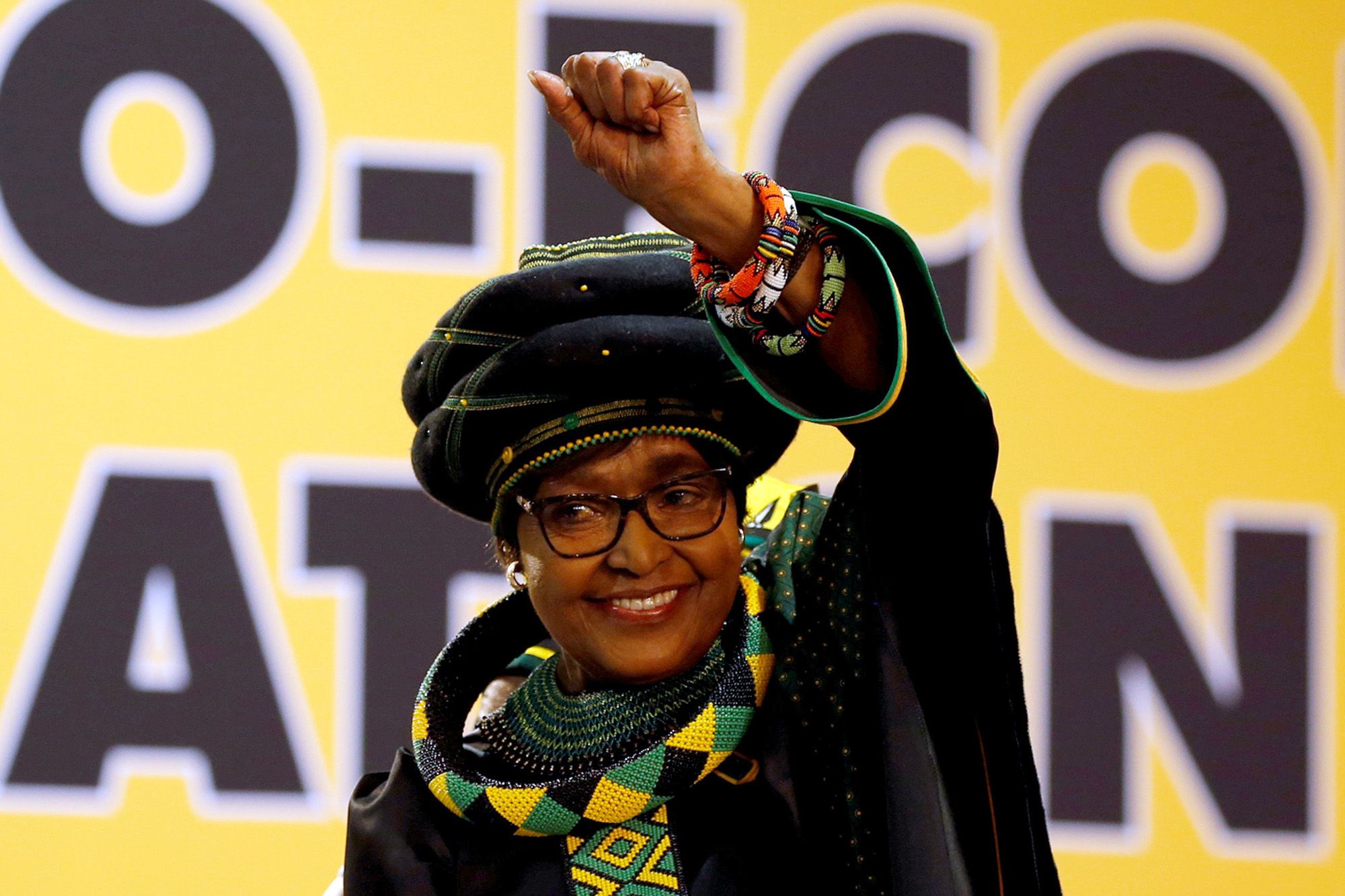 Chi era Winnie Mandela, la moglie di Nelson Mandela