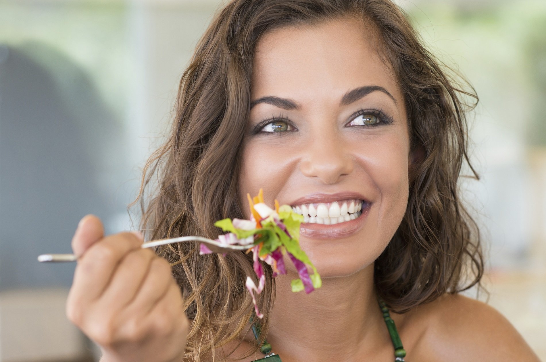 Come migliorare la salute delle gengive con l’alimentazione