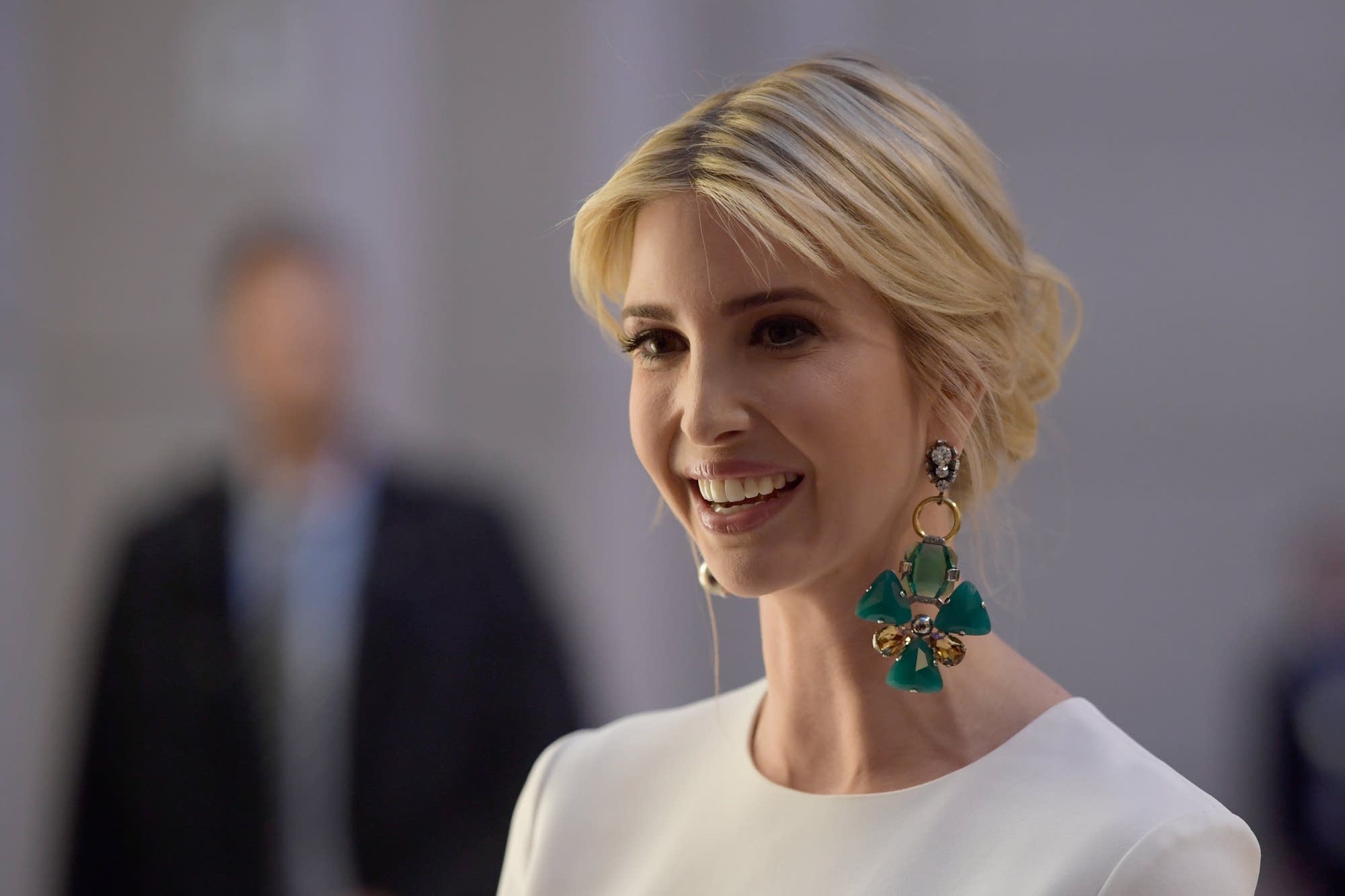 Ivanka Trump chiude il suo marchio di moda