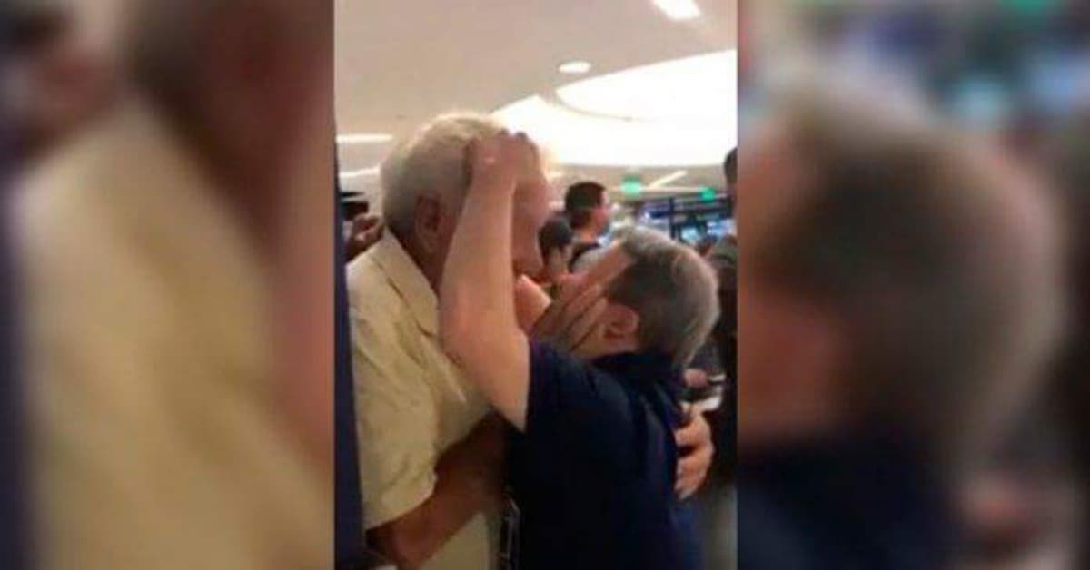 La storia del video del padre e del figlio che ci mostra l’amore vero