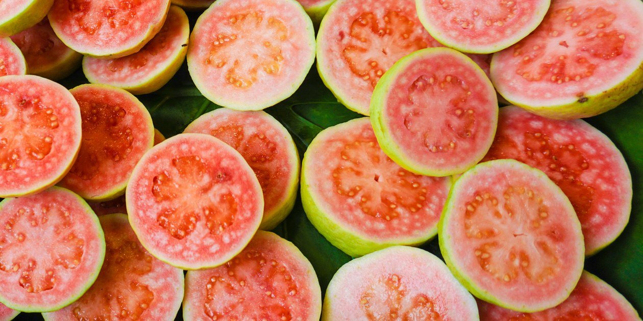 Guava: tutte le proprietà di questo frutto esotico