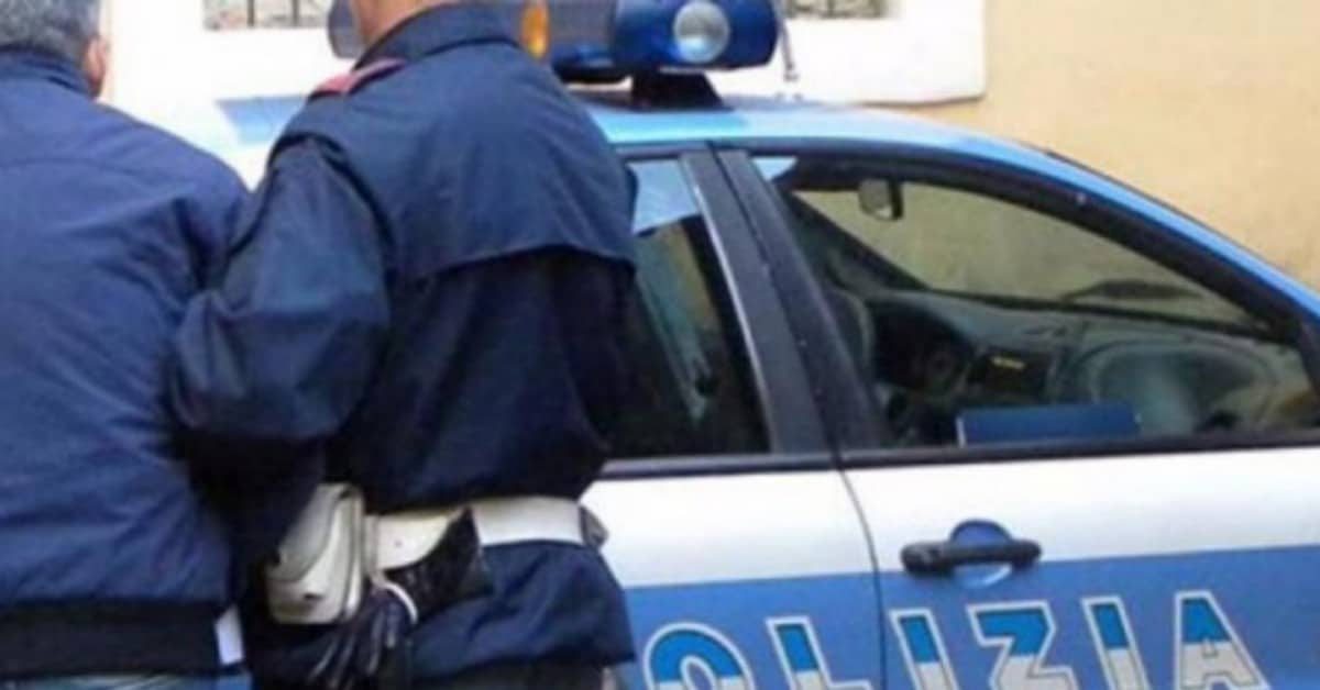 Roma, rinchiude il marito in soffitta: “non lava bene i piatti”.