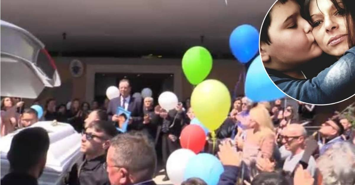 Il funerale di Antonio, il bambino di undici anni rimasto bloccato nel traffico a Roma