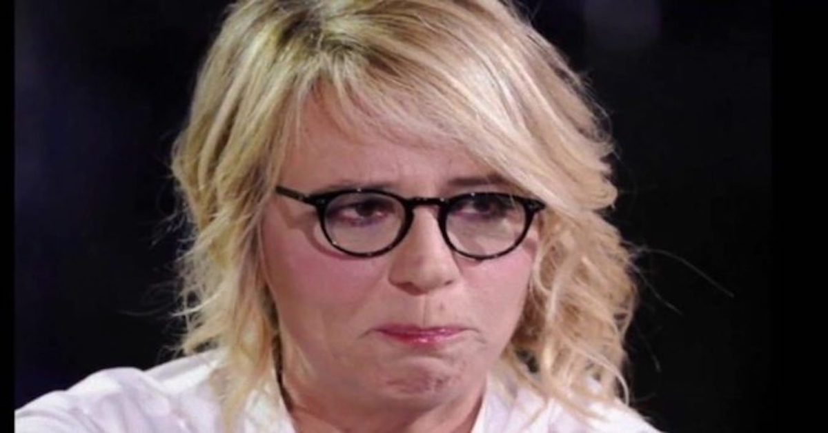 Maria De Filippi confessa: il suo cane ha l’epatite