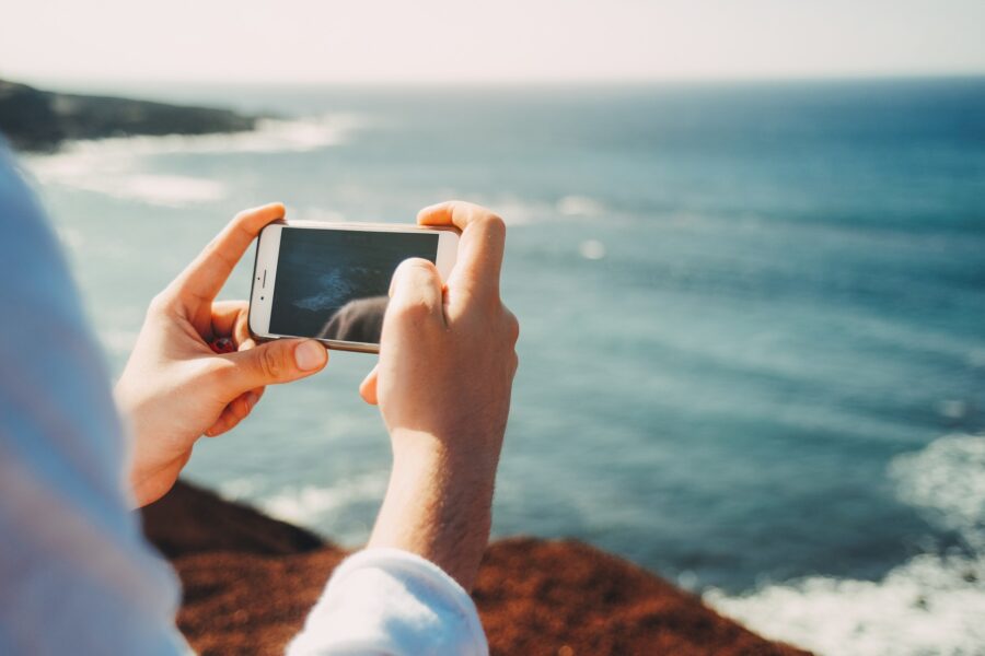  cellulare in spiaggia