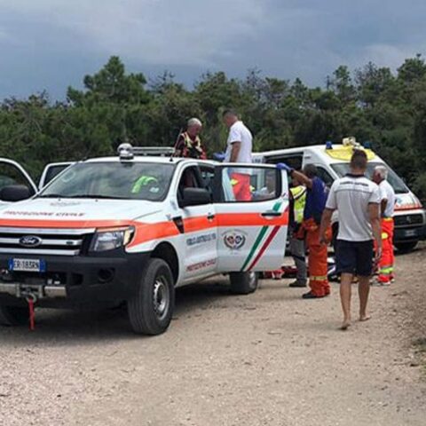 Pisa-papà-colpito-da-un-malore-in-mare