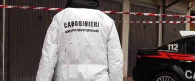 carabiniere-camera-ardente-autopsia