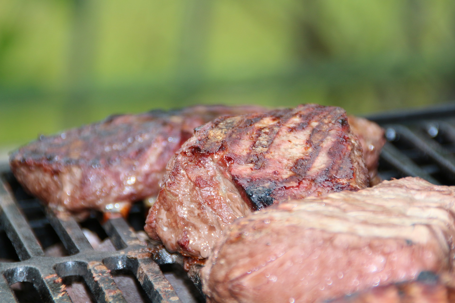 Come evitare i pericoli della carne bruciata