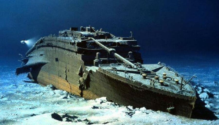 RMS Titanic wreck 