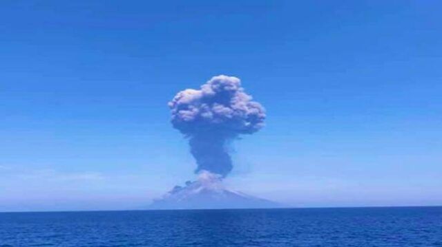 eolie-stromboli-forte-esplosione