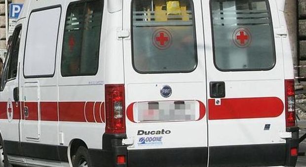 Cesena-ragazzina-vittima-di-bullismo-si-getta-dal-terrazzo