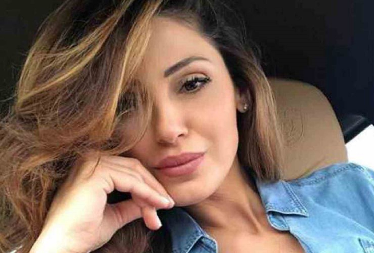 Anna Tatangelo foto prima del cambiamento