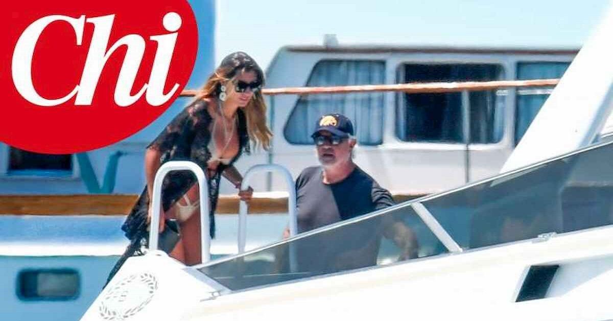 Flavio Briatore In Vacanza Con Una Nuova E Giovane Compagna - Bigodino