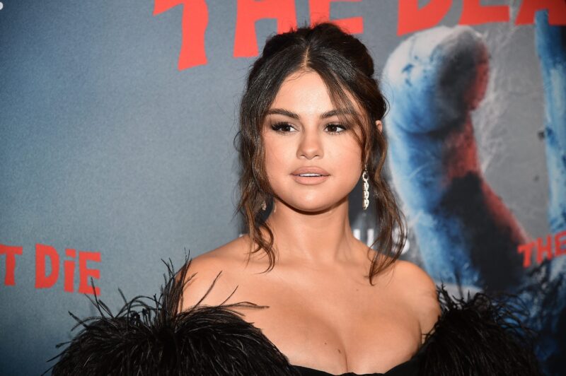 Selena Gomez Mostra La Cicatrice Del Trapianto Di Rene Bigodino 