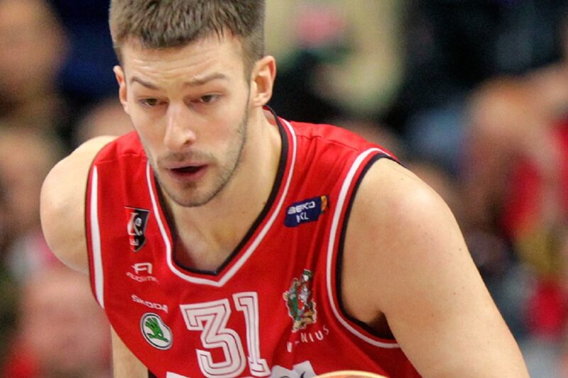 Stevan Jelovac, Campione Di Pallacanestro Serbo Di 32 Anni, Morto Dopo ...