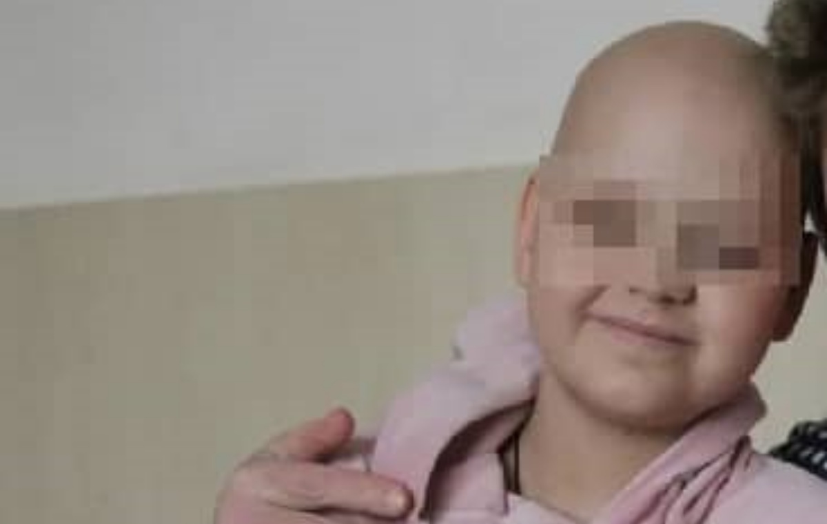 Anna, la 12enne malata di leucemia che combatte la sua battaglia sotto gli attacchi della Russia