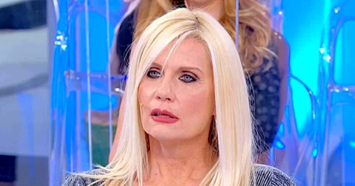 Uomini E Donne, L'ex Dama Sabrina Ricci Una Furia Contro Il Programma ...